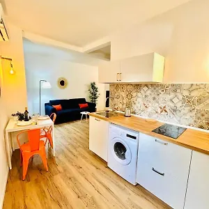 https://apt-the-shelter-island.taorminaitalyhotels.com