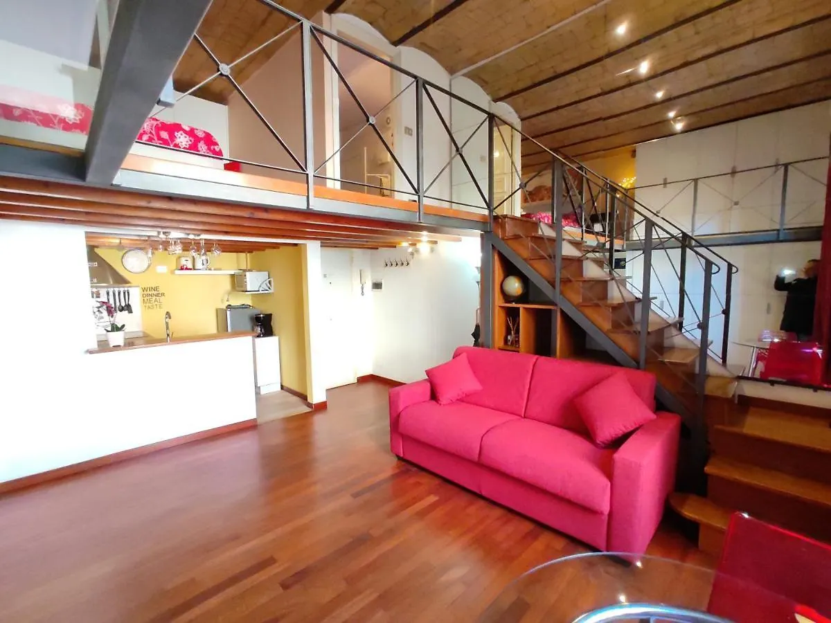 Colosseum Romantic Loft Apartment